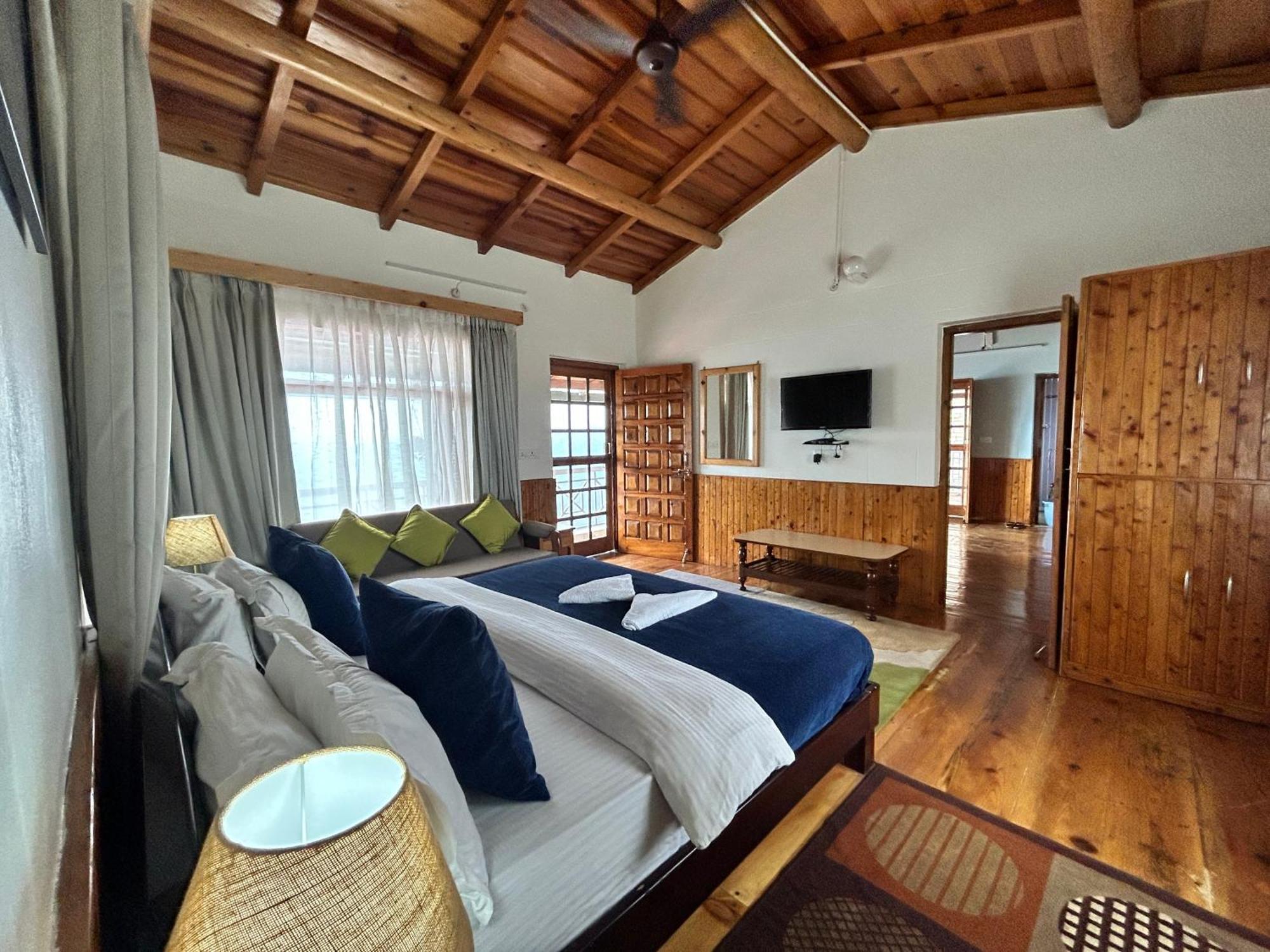 Kasar Himalaya Holiday Resort, Binsar Rd Алмора Екстер'єр фото
