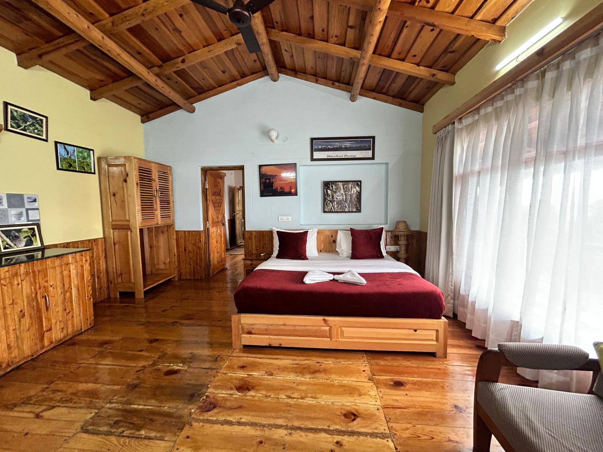 Kasar Himalaya Holiday Resort, Binsar Rd Алмора Екстер'єр фото