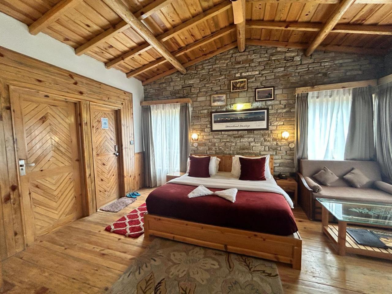 Kasar Himalaya Holiday Resort, Binsar Rd Алмора Екстер'єр фото