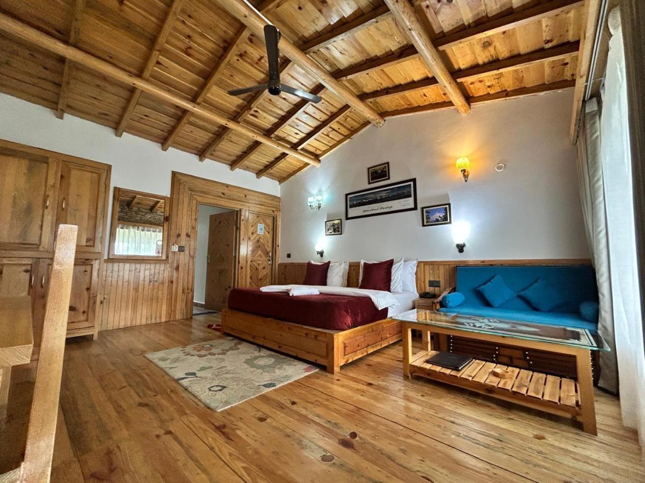 Kasar Himalaya Holiday Resort, Binsar Rd Алмора Екстер'єр фото
