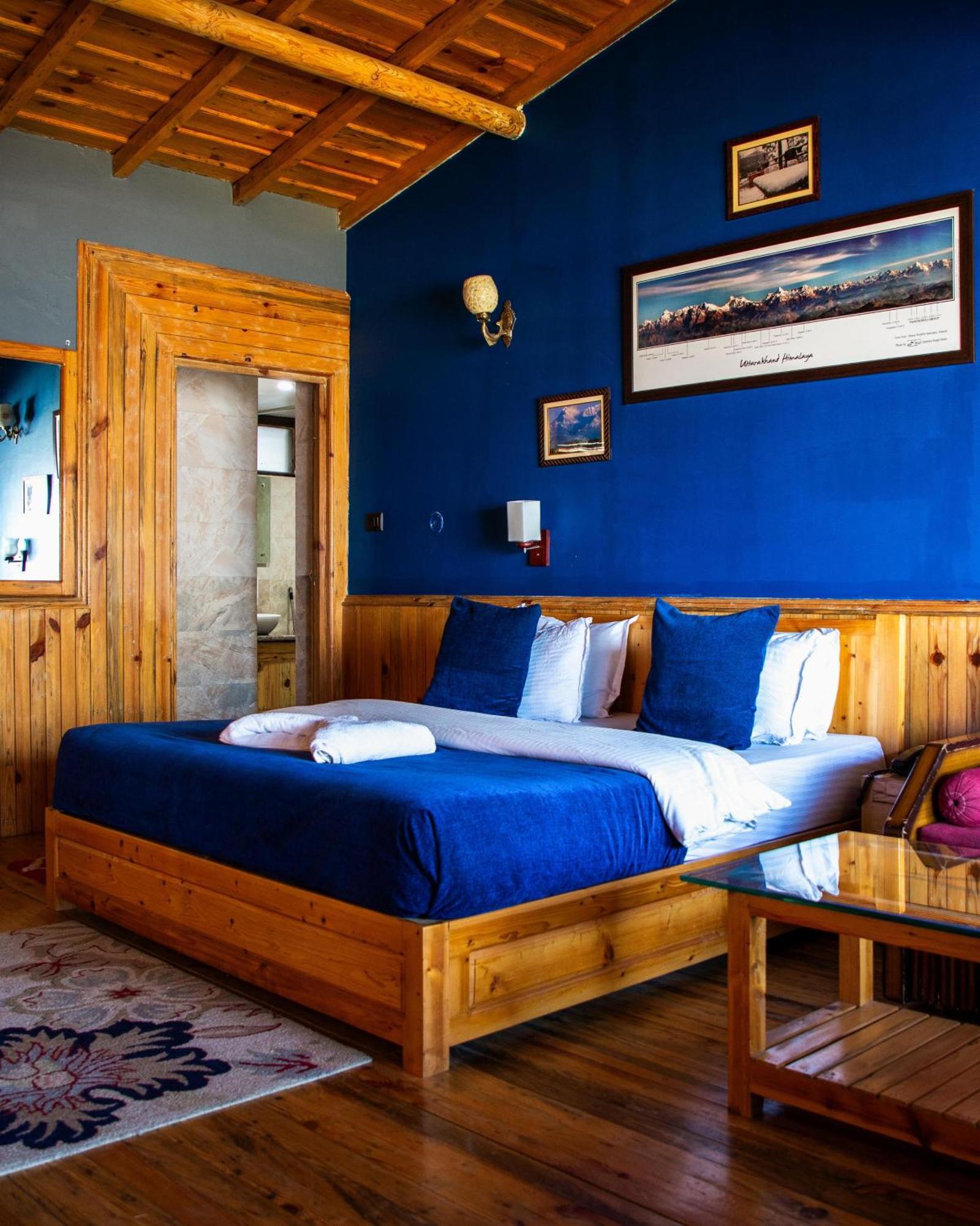 Kasar Himalaya Holiday Resort, Binsar Rd Алмора Екстер'єр фото